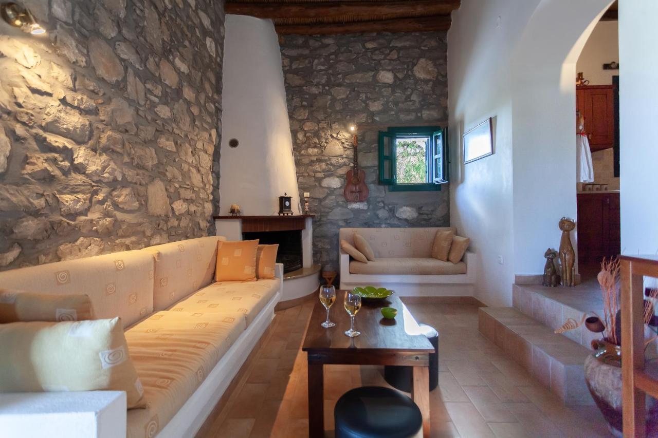 Batu Vacation House Monolithos  Екстериор снимка